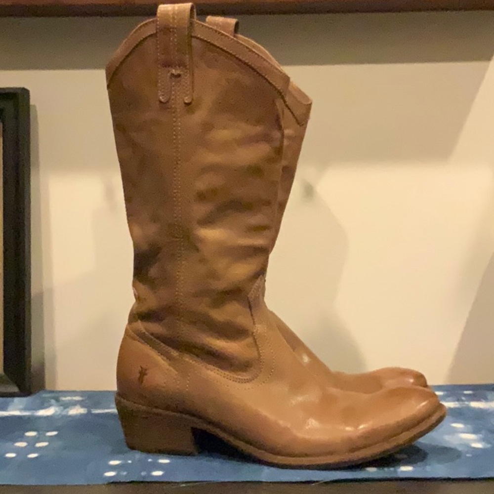 Frye Carson mid calf boots